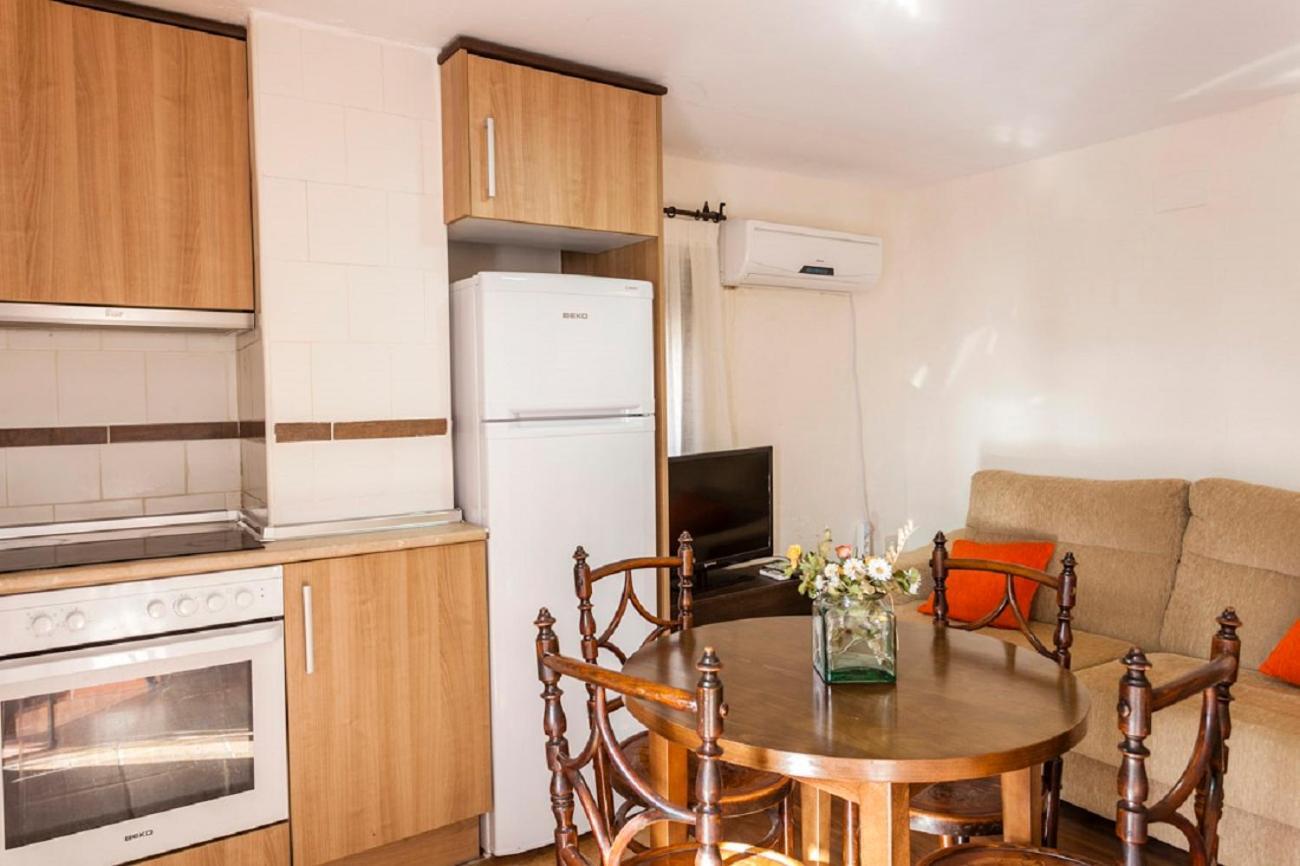 Apartamentos Casa Samper Santa Eulalia de Gállego 部屋 写真